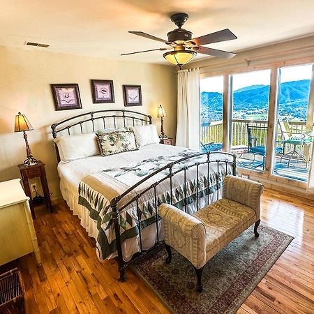 Tanasi Lodge - Reunions, Retreats, Weddings, Family Getaways Севьервилл Экстерьер фото